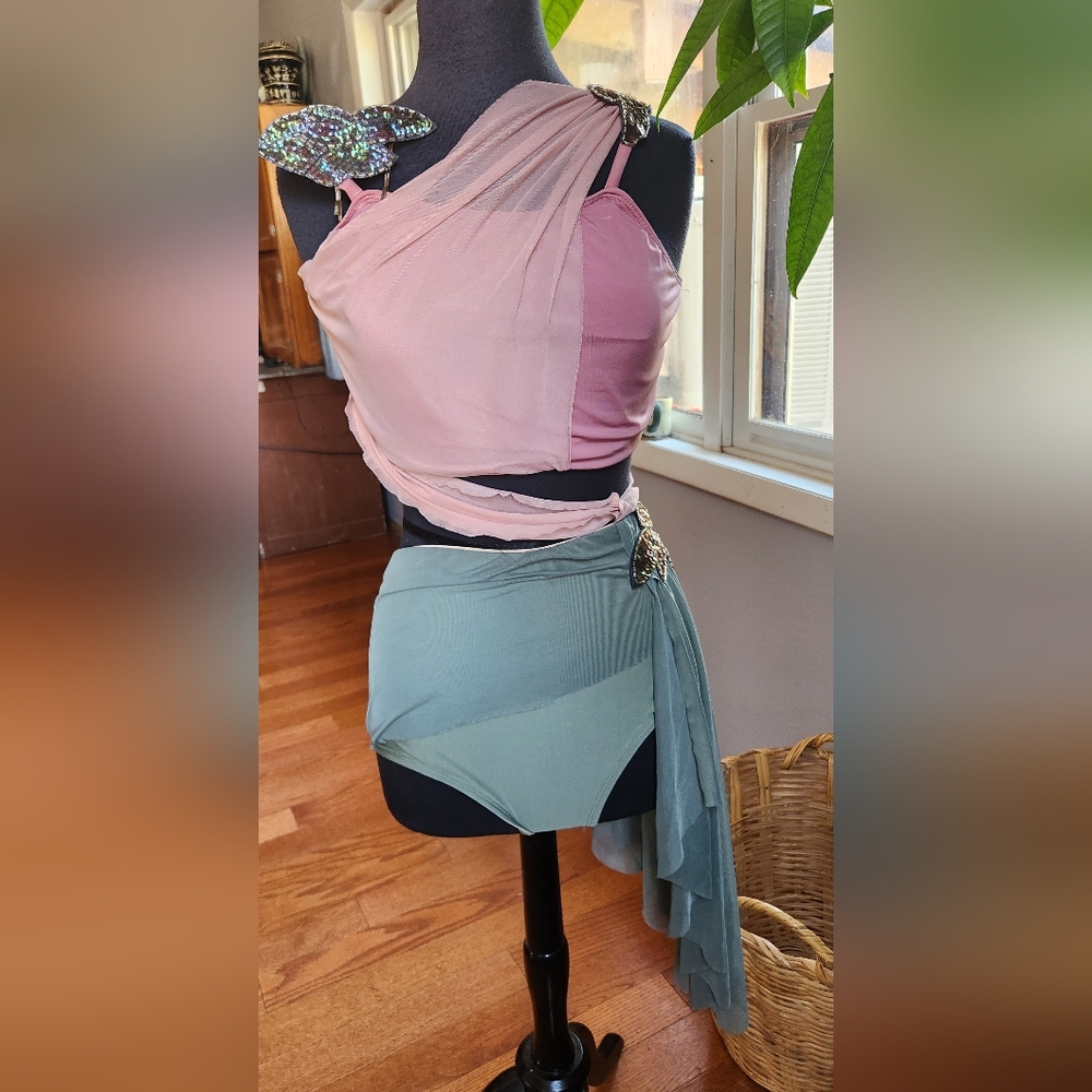 Tenth House "Passage/TH22048" Contemporary/Acro Dance Costume, Size LA